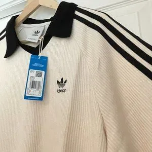 新品 ADICOLOR CLASSIC WAFFLE POLO 白 JP M ADICOLOR CLASSIC WAFFLE POLO 白 JP M - メルカリ